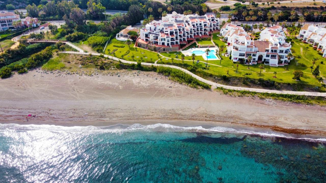 Exclusive Luxury Frontline Beach Penthouse Casares Del Mar - Estepona 外观 照片