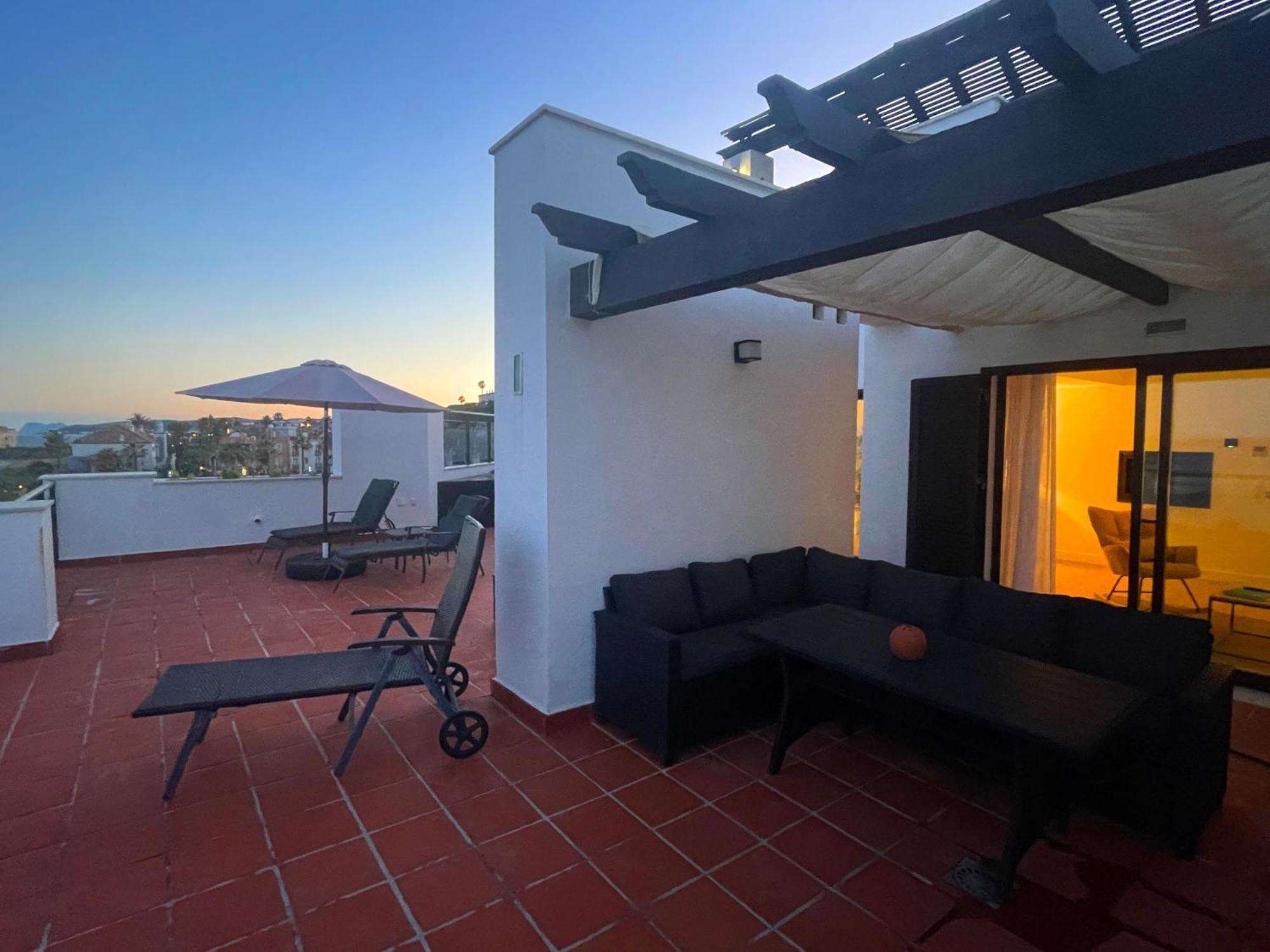 Exclusive Luxury Frontline Beach Penthouse Casares Del Mar - Estepona 外观 照片